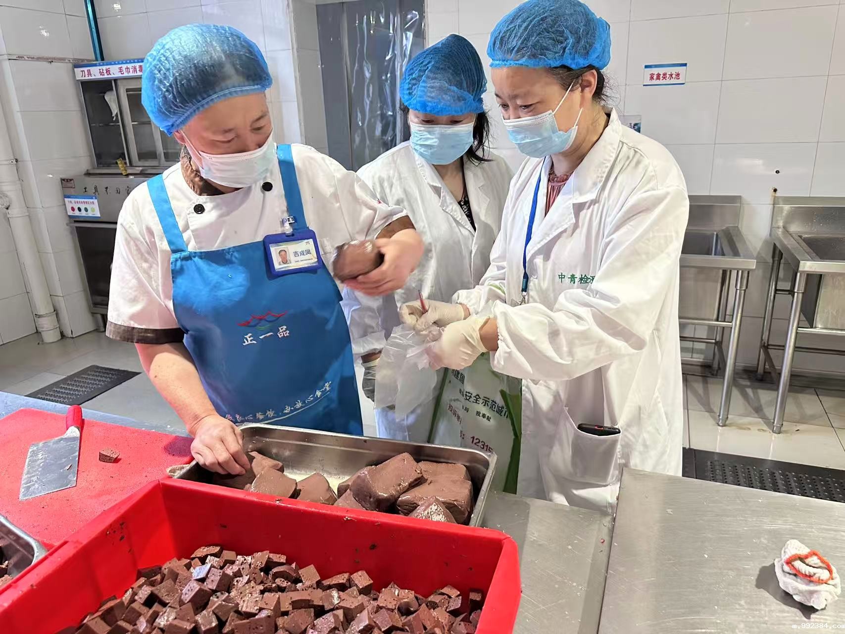 1750671082639443.jpg 8093634e-49a6-4373-b7af-5a0ad74c3edd.jpg